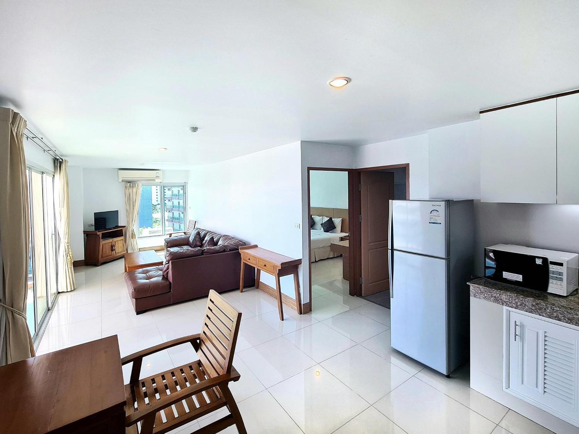 Nanthana Villa Pattaya Exterior photo