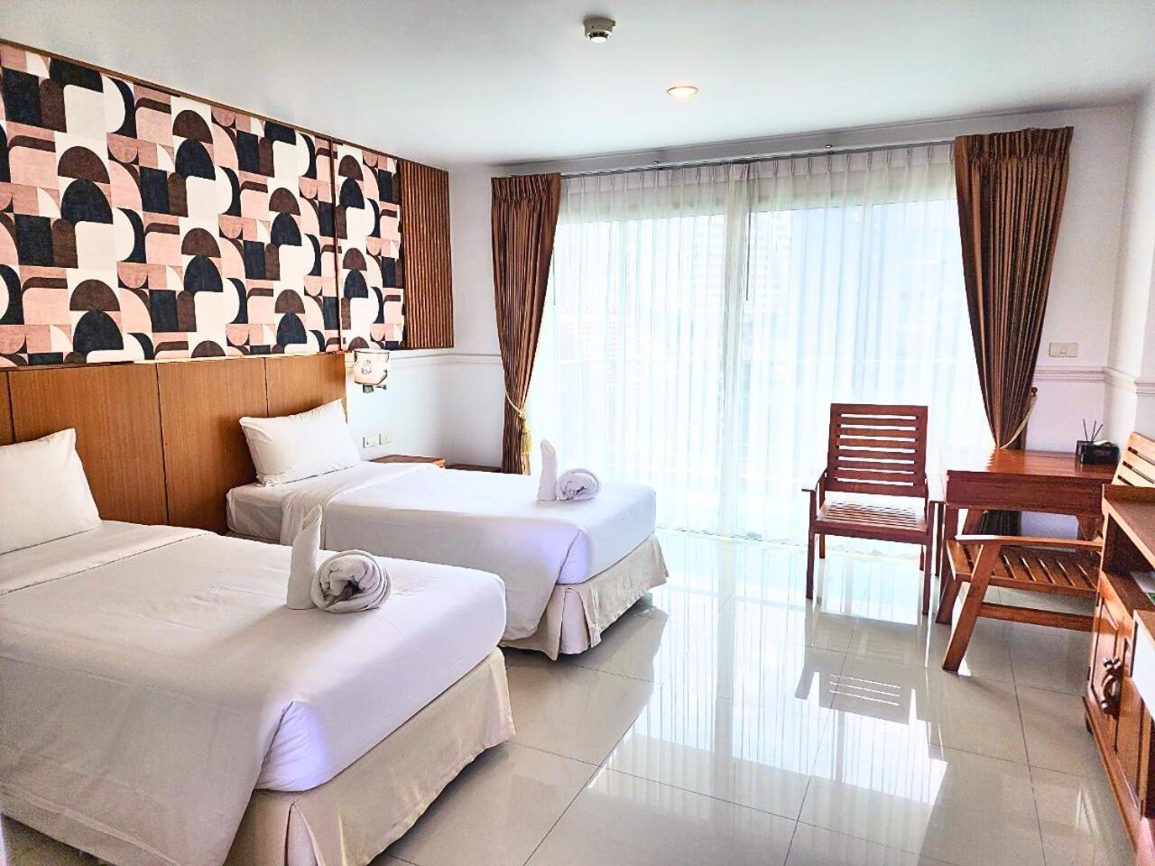 Nanthana Villa Pattaya Exterior photo
