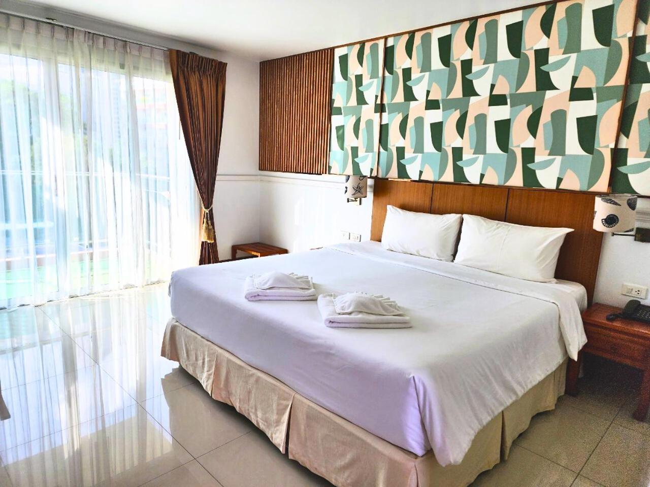 Nanthana Villa Pattaya Exterior photo